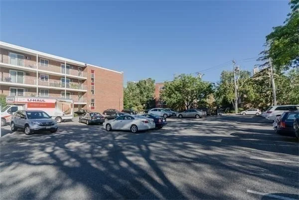 2 bed, 2 bath apartment for rent at 50 Green St Unit 109, Coolidge Corner — photo 13 of 17