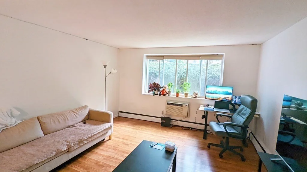 1 bed, 1 bath apartment for rent at 50 Green St Unit 114, North Brookline — photo 4 of 15