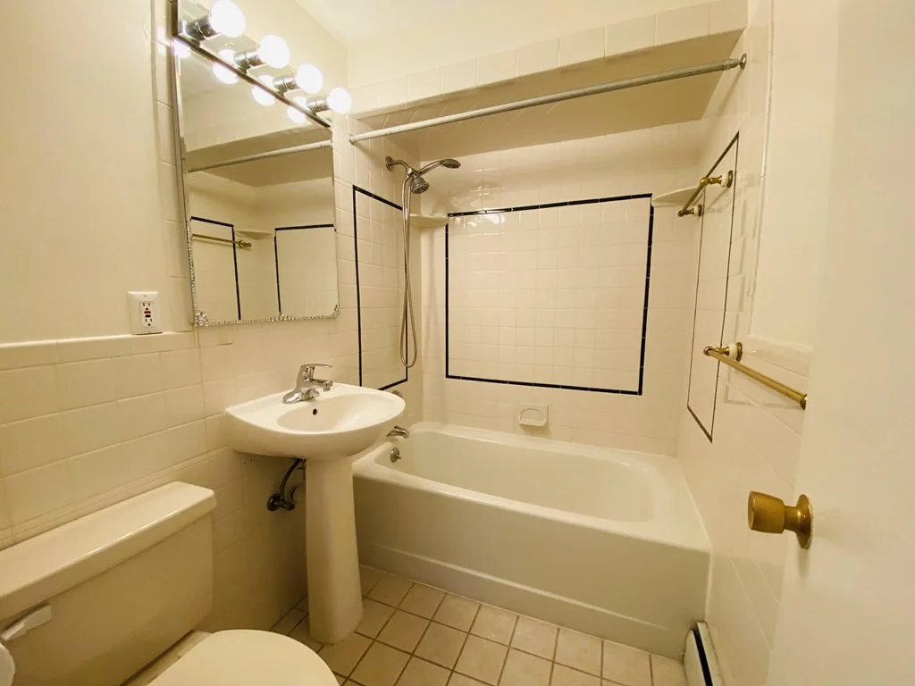 2 bed, 2 bath apartment for rent at 50 Green St Unit 209A, North Brookline — photo 7 of 11