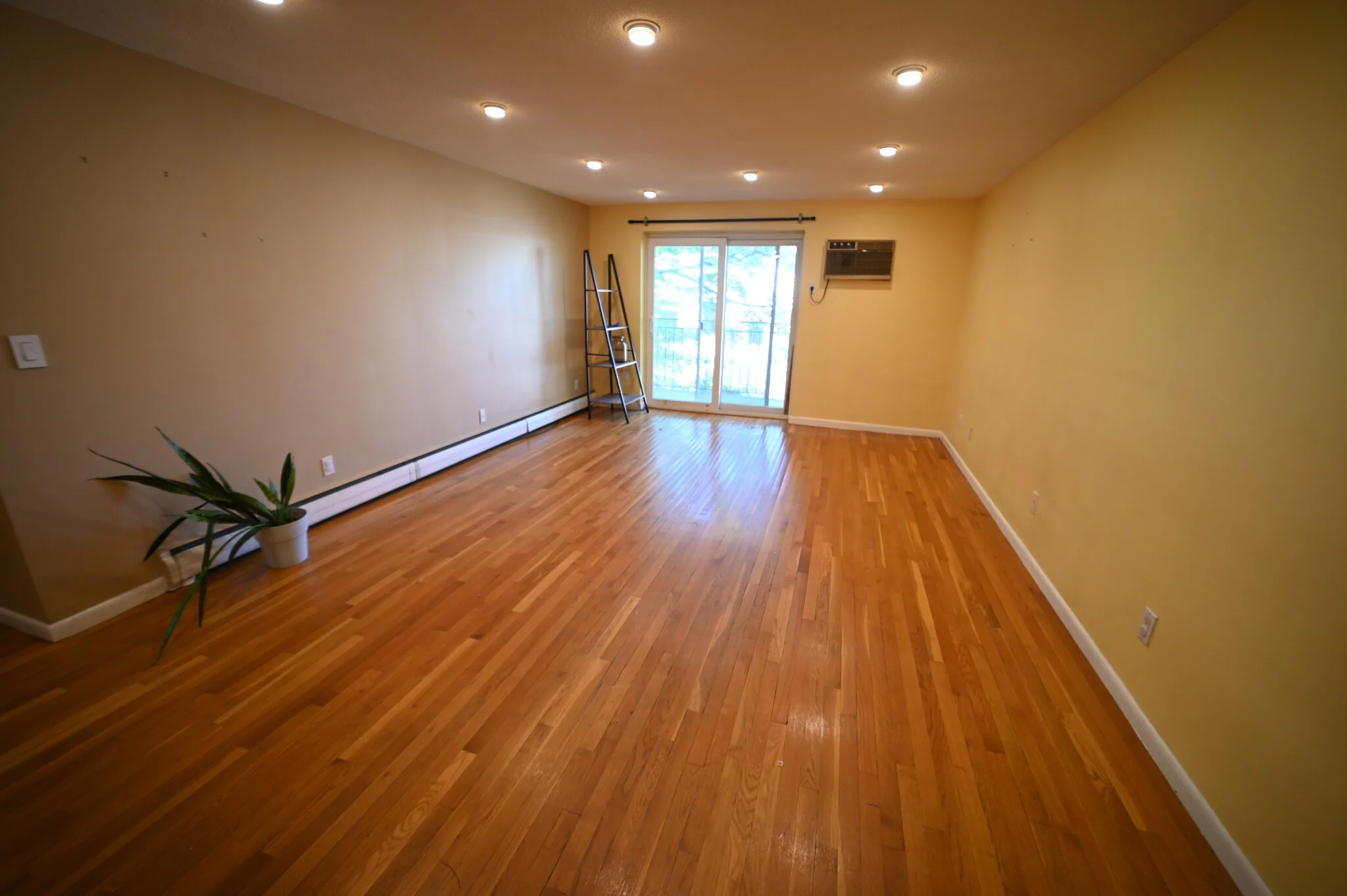 2 bed, 2 bath apartment for rent at 50 Green St Unit 308, Coolidge Corner — photo 4 of 18