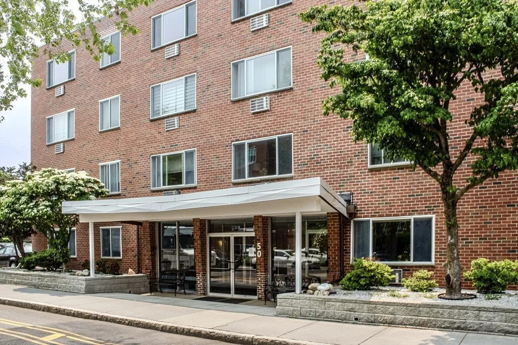 2 bed, 2 bath apartment for rent at 50 Green St Unit 312, North Brookline — photo 14 of 19