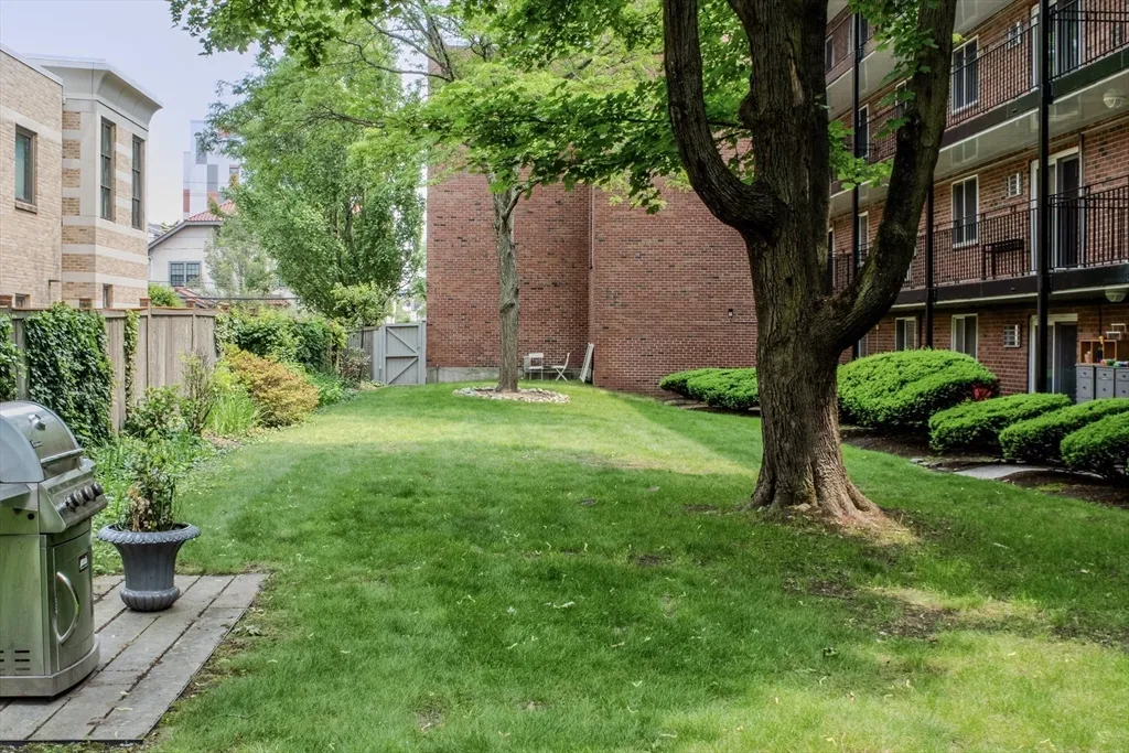 2 bed, 2 bath apartment for rent at 50 Green St Unit 312, North Brookline — photo 18 of 19
