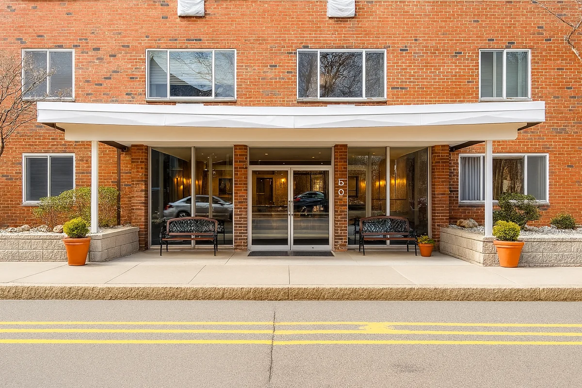 1 bed, 1 bath apartment for rent at 50 Green St Unit 407, Coolidge Corner — photo 19 of 23