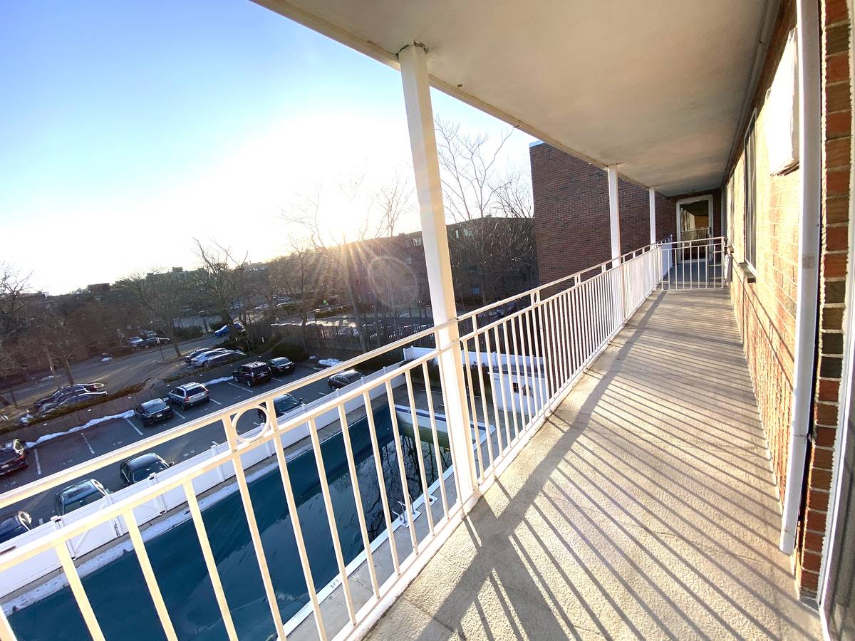 2 bed, 2 bath apartment for rent at 50 Green Unit 411, Coolidge Corner — photo 9 of 20