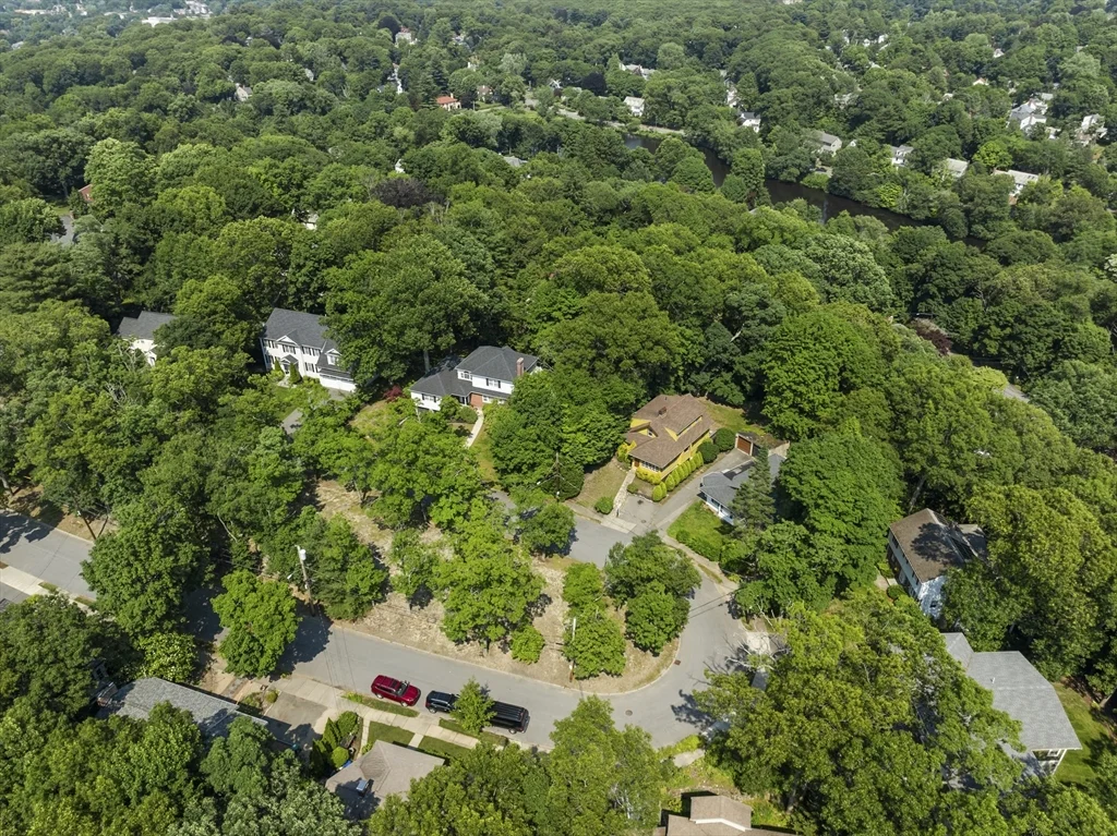 4 bed, 2 bath apartment for rent at 50 Grove Hill Park, Newton — photo 30 of 30