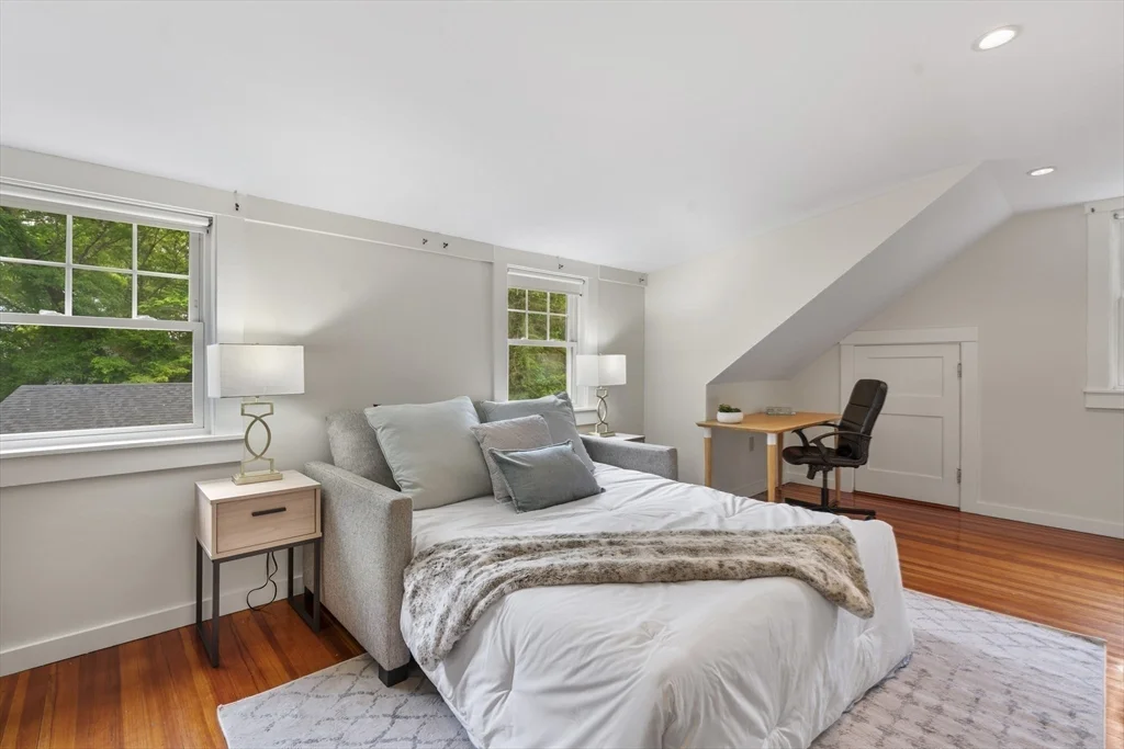 4 bed, 2 bath apartment for rent at 50 Grove Hill Park, Newton — photo 15 of 30