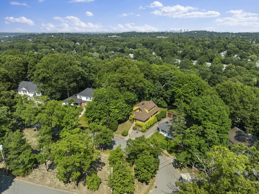 4 bed, 2 bath apartment for rent at 50 Grove Hill Park, Newton — photo 28 of 30