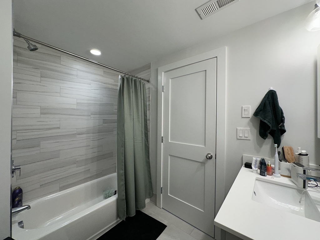 2 bed, 2 bath apartment for rent at 50 Hichborn St Unit 406, Brighton — photo 20 of 35