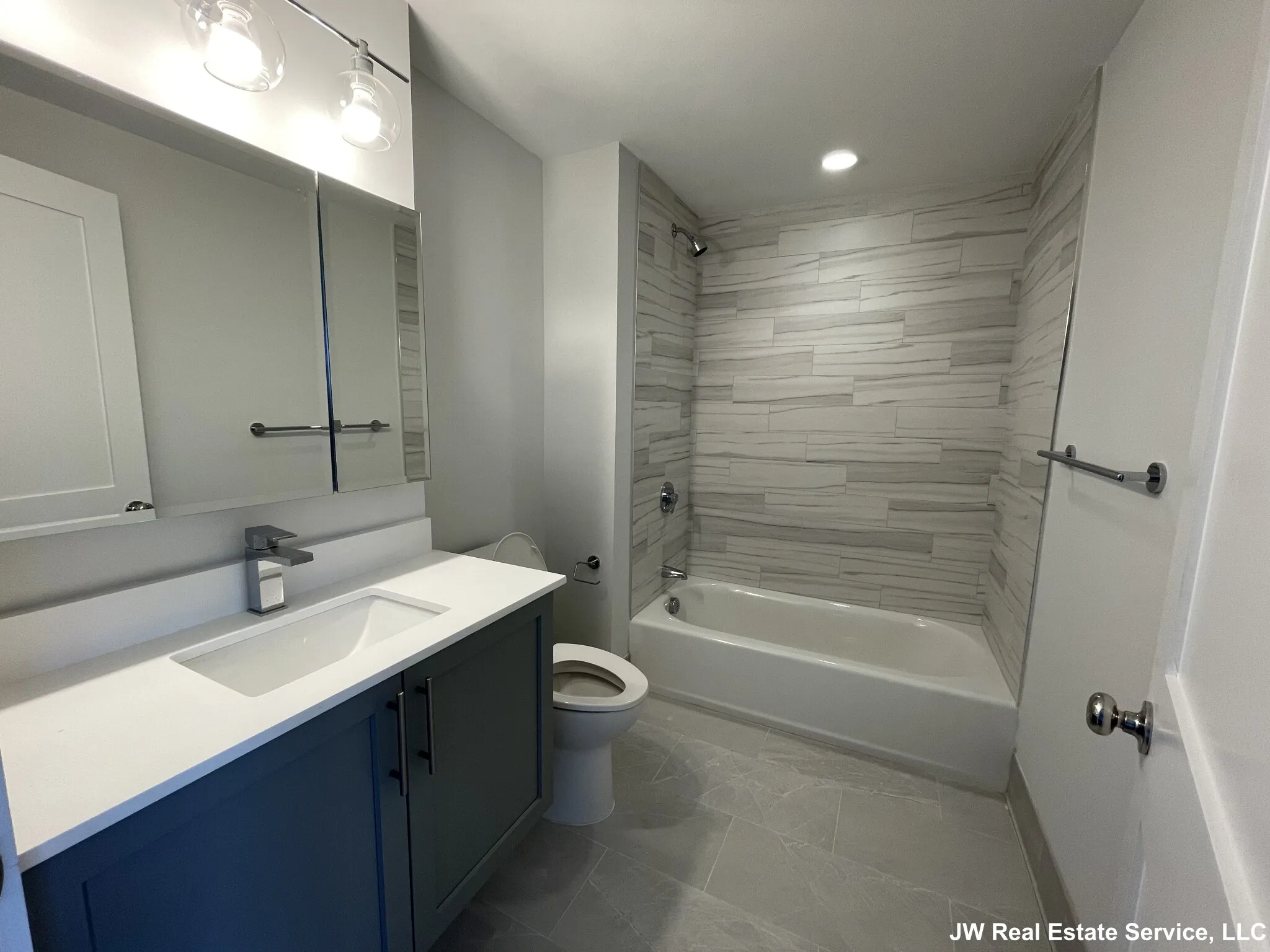 1 bed, 1 bath apartment for rent at 50 Hichborn St Unit 503, Brighton — photo 3 of 11