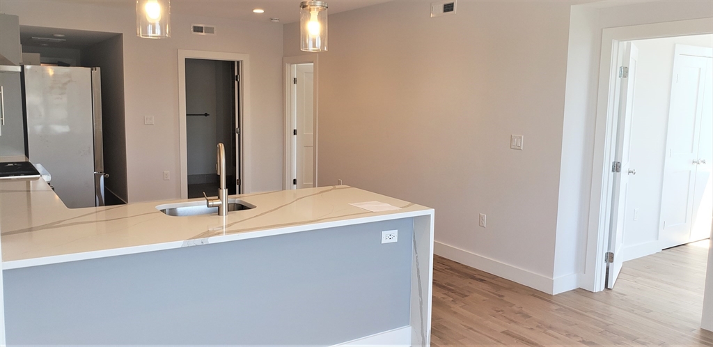 2 bed, 2 bath apartment for rent at 50 Hichborn Unit 306, Brighton — photo 12 of 35