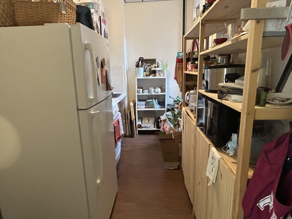 Studio bed, 1 bath apartment for rent at 50 Highland Ave Unit 2, Somerville — photo 3 of 8