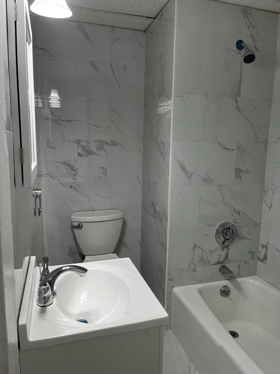 Studio bed, 1 bath apartment for rent at 50 Highland Ave Unit 6, Somerville — photo 5 of 5