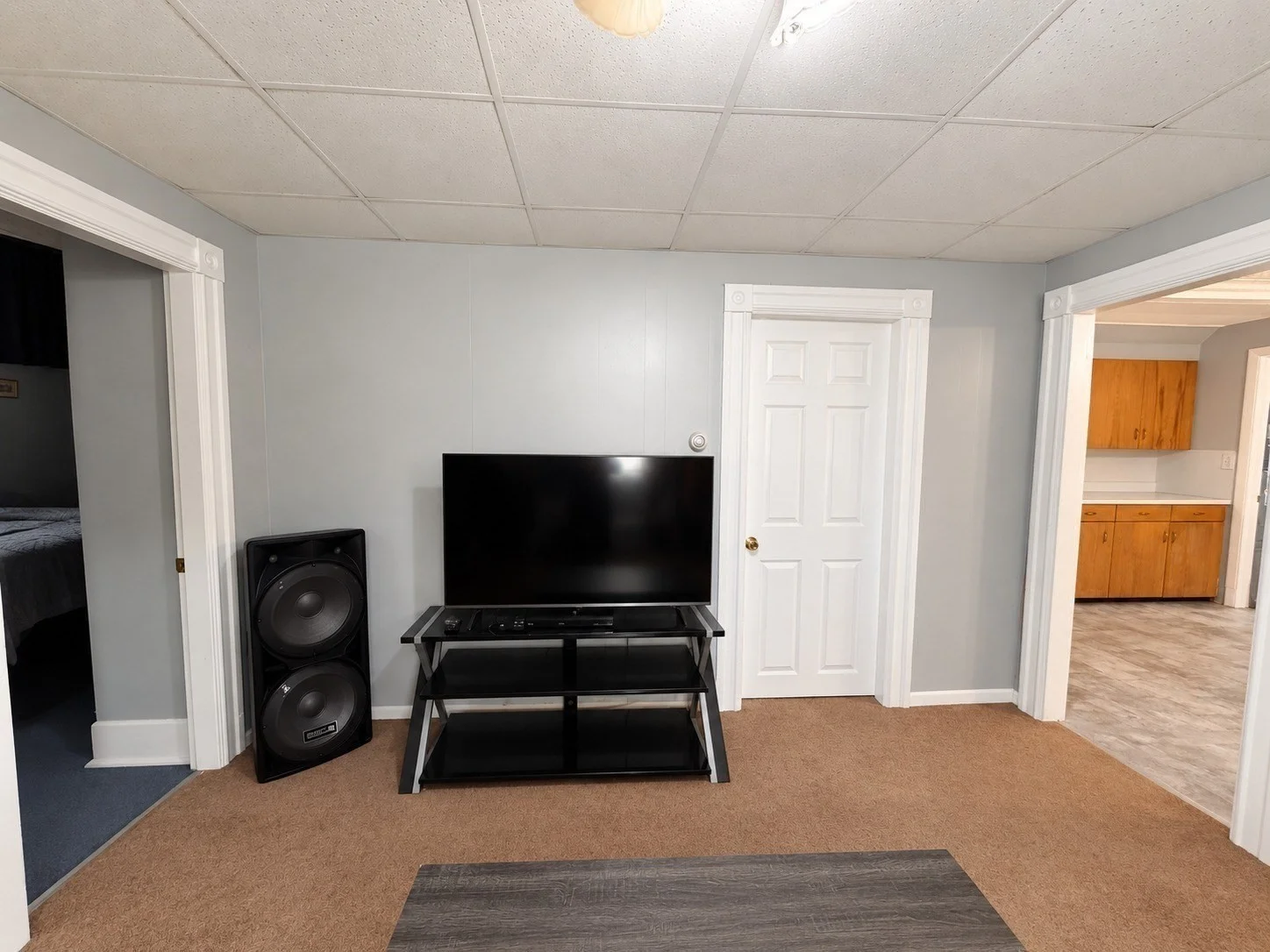 2 bed, 1 bath apartment for rent at 50 Hilton St Unit 2F, Chicopee — photo 2 of 16