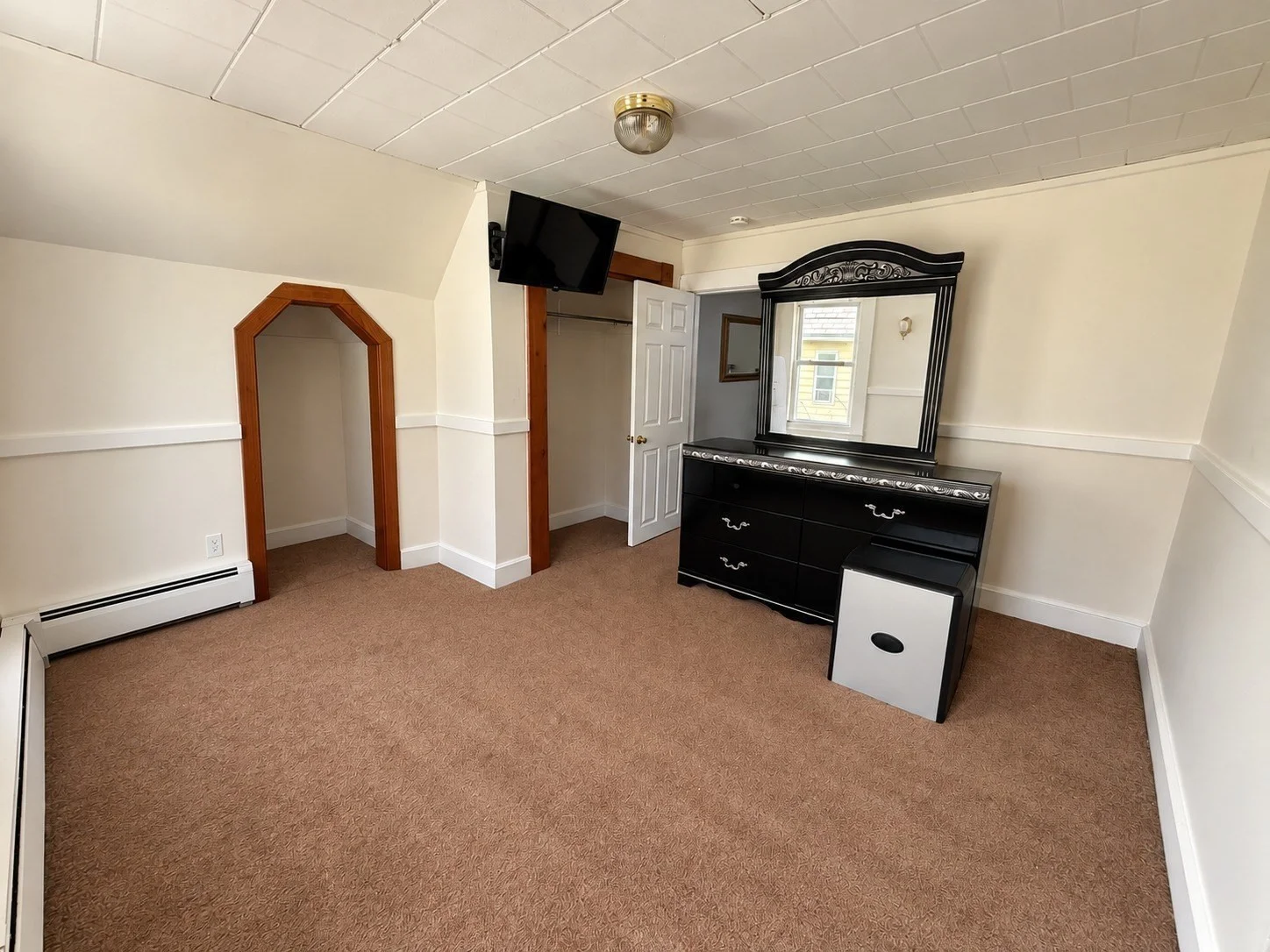 2 bed, 1 bath apartment for rent at 50 Hilton St Unit 2F, Chicopee — photo 10 of 16