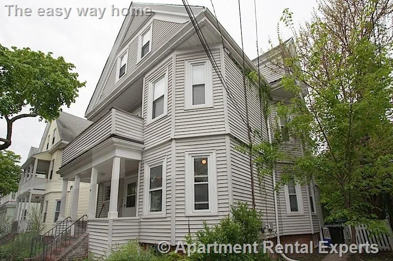 3 bed, 2 bath apartment for rent at 50 Holyoke Rd Unit 1, Porter Square — photo 8 of 10