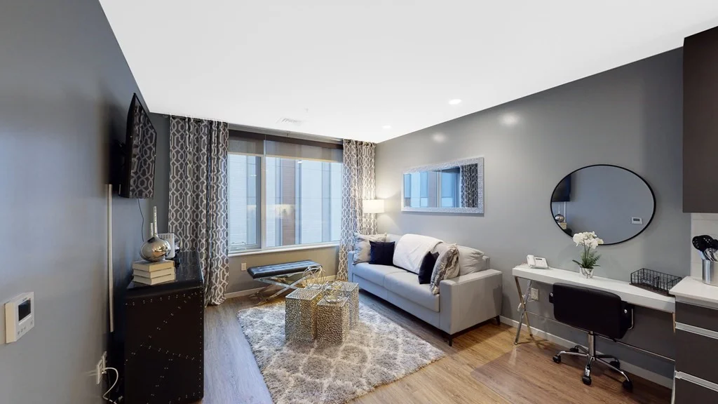 1 bed, 1 bath apartment for rent at 50 Hood Park Dr Unit 407, Charlestown — photo 2 of 11