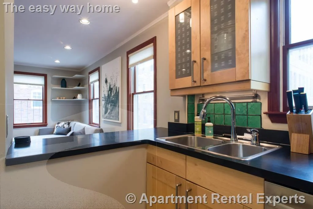 3 bed, 2 bath apartment for rent at 50 Inman St Unit 2, Central Square — photo 2 of 12