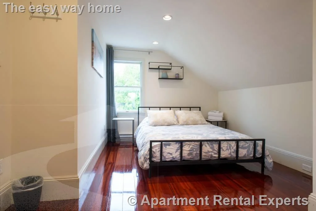 3 bed, 2 bath apartment for rent at 50 Inman St Unit 2, Central Square — photo 9 of 12