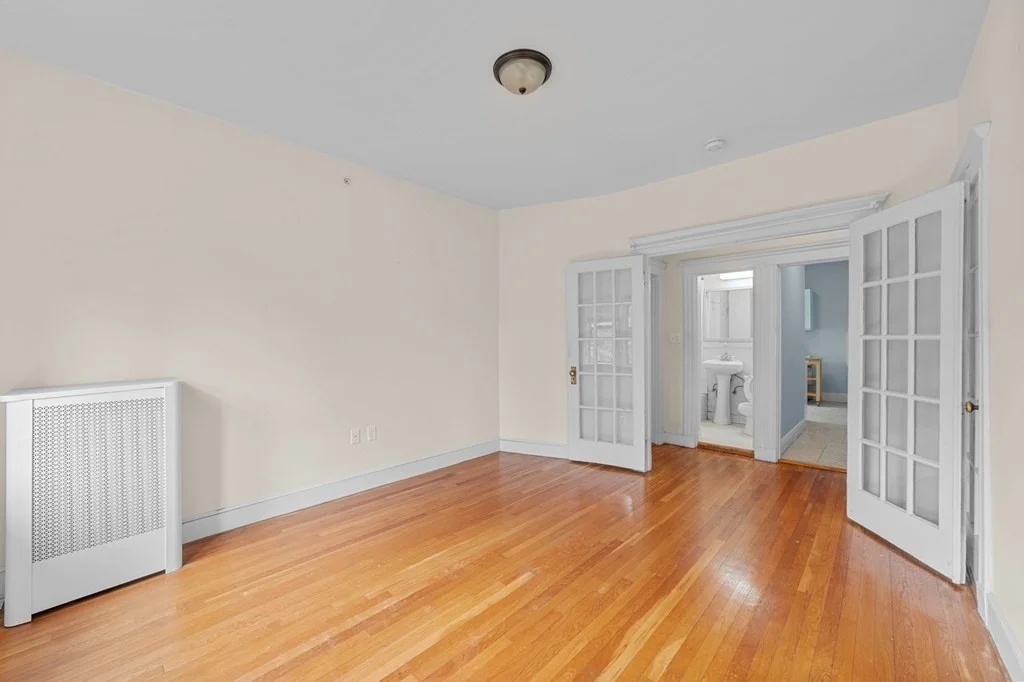 2 bed, 1 bath apartment for rent at 50 Jamaicaway Unit 6, Jamaica Plain — photo 7 of 22