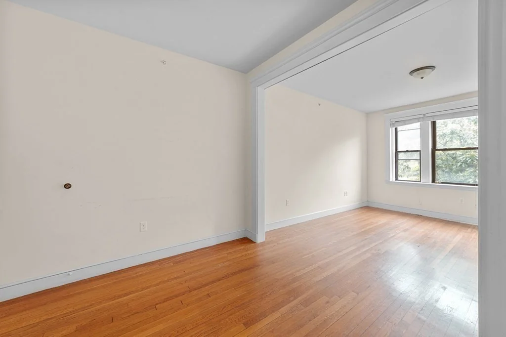 2 bed, 1 bath apartment for rent at 50 Jamaicaway Unit 6, Jamaica Plain — photo 3 of 22
