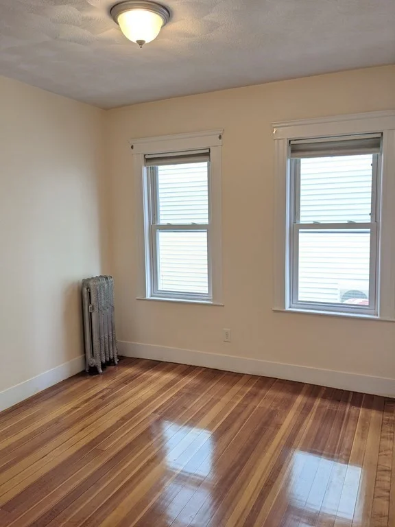 4 bed, 1 bath apartment for rent at 50 Lambert St Unit 1, Medford — photo 12 of 14