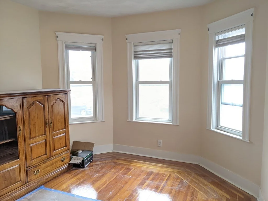 4 bed, 1 bath apartment for rent at 50 Lambert St Unit 1, Medford — photo 2 of 14