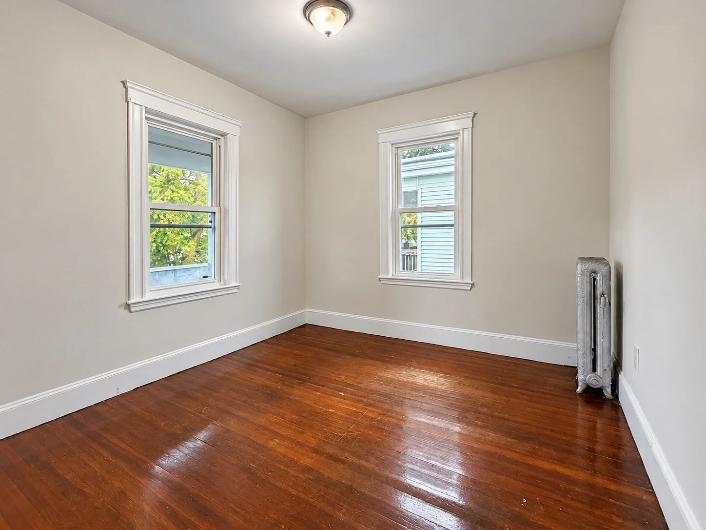 4 bed, 1 bath apartment for rent at 50 Lambert St Unit 3, Glenwood — photo 15 of 22