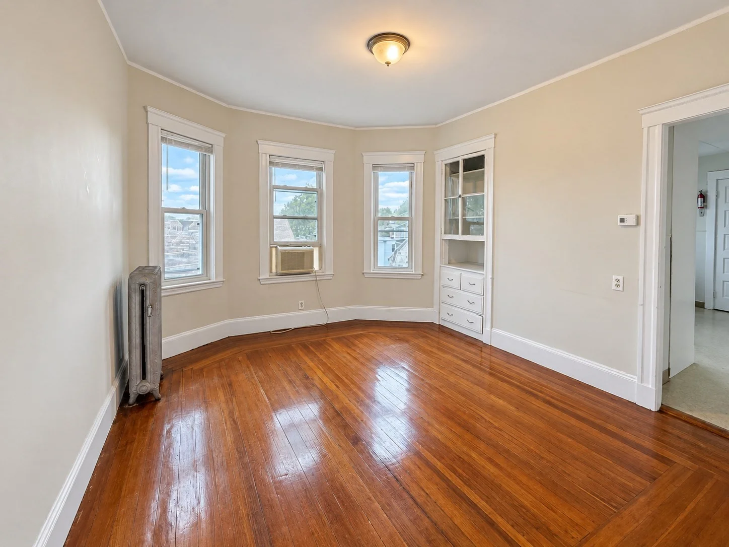 4 bed, 1 bath apartment for rent at 50 Lambert St Unit 3, Glenwood — photo 12 of 22