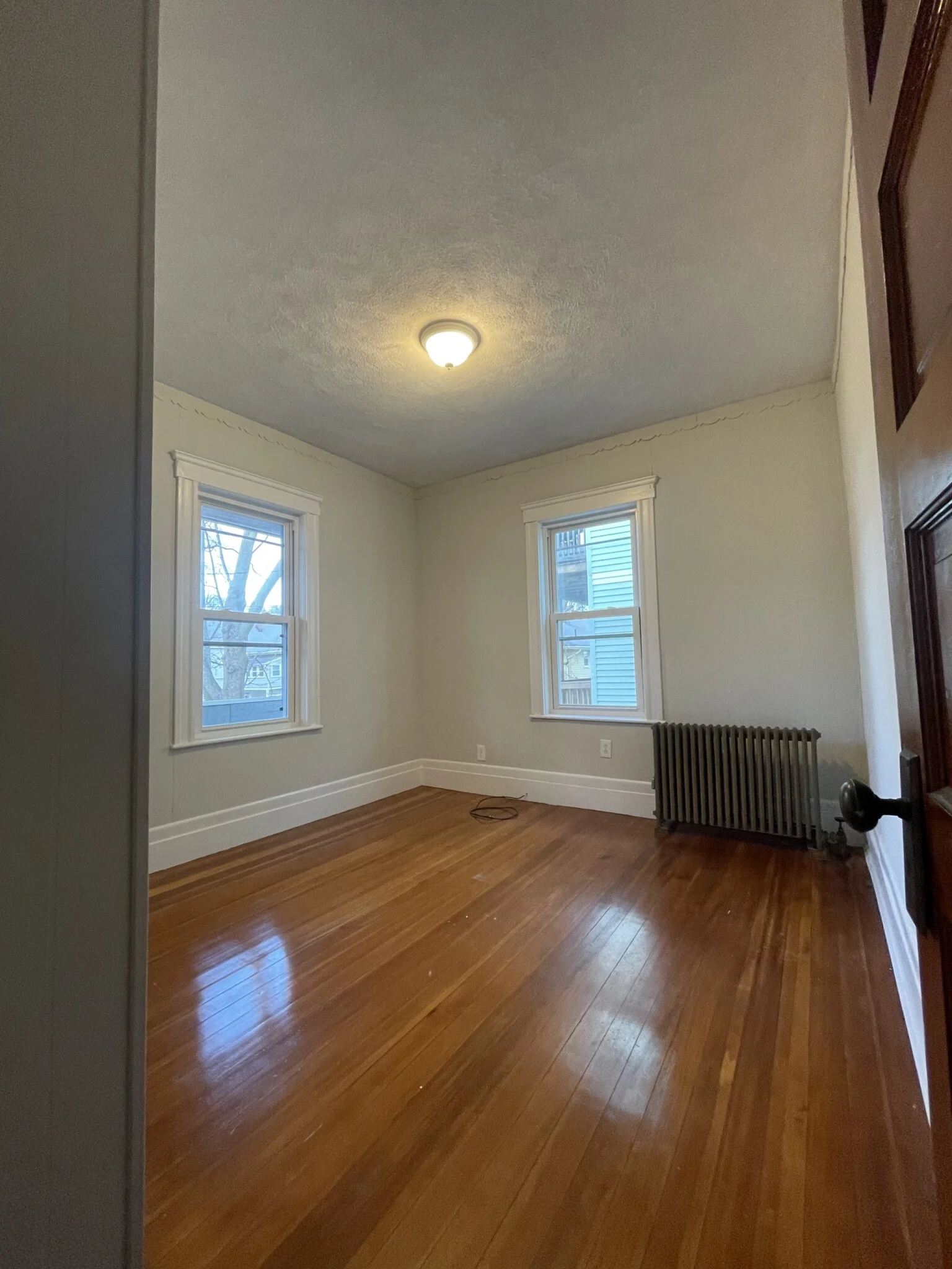 4 bed, 1 bath apartment for rent at 50 Lambert St Unit 3, Medford — photo 12 of 15