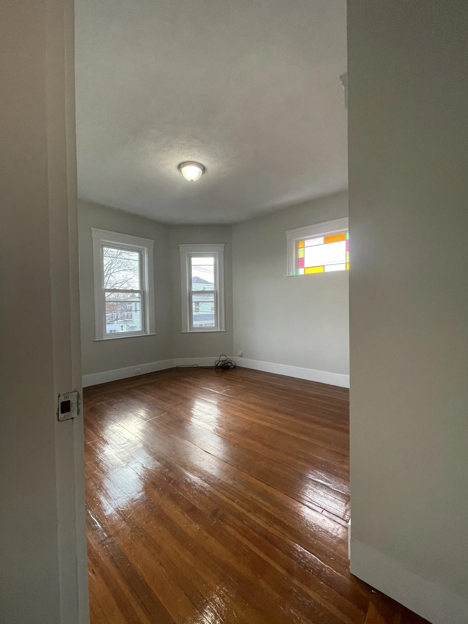 4 bed, 1 bath apartment for rent at 50 Lambert St Unit 3, Medford — photo 14 of 15