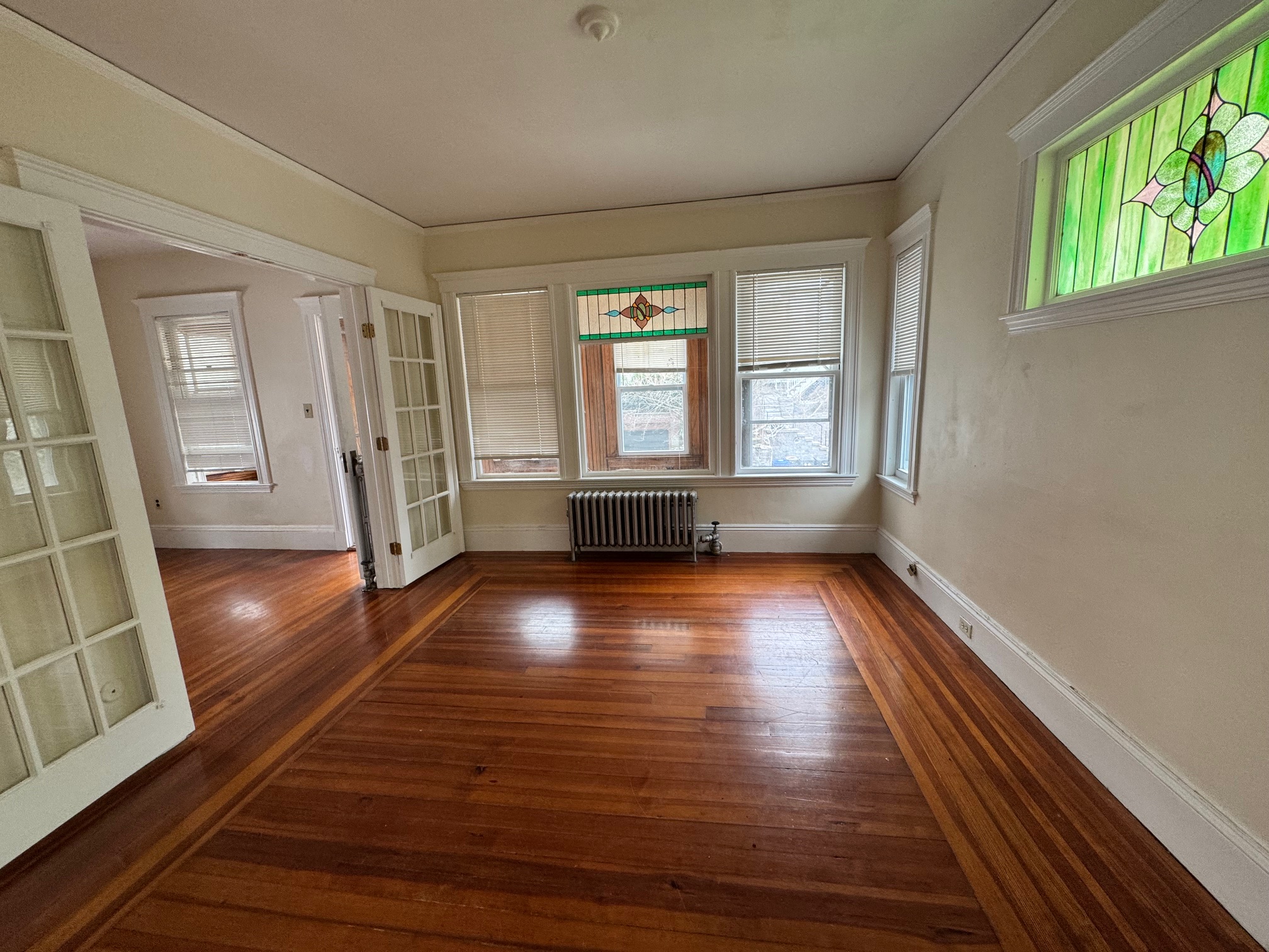 3 bed, 1 bath apartment for rent at 50 Langley Rd, Brighton — photo 3 of 13