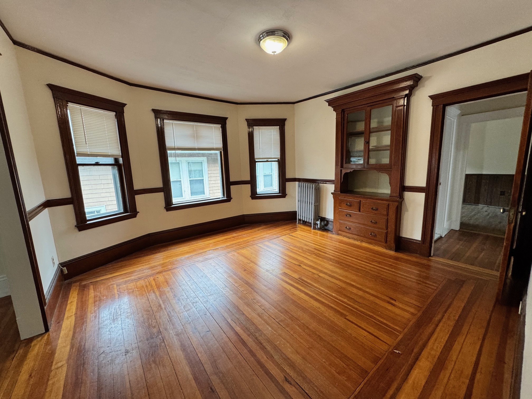 3 bed, 1 bath apartment for rent at 50 Langley Rd, Brighton — photo 2 of 13