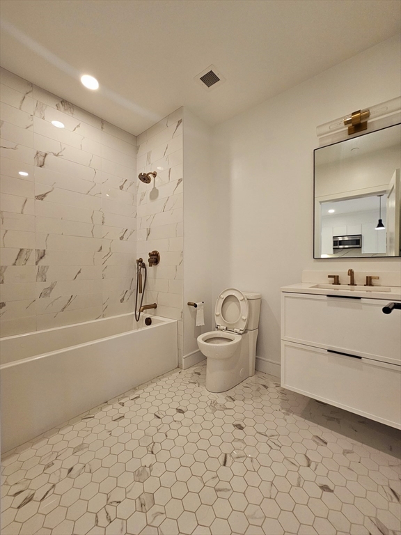 3 bed, 2 bath apartment for rent at 50 Leo M Birmingham Pkwa Unit 310, Brighton — photo 4 of 19