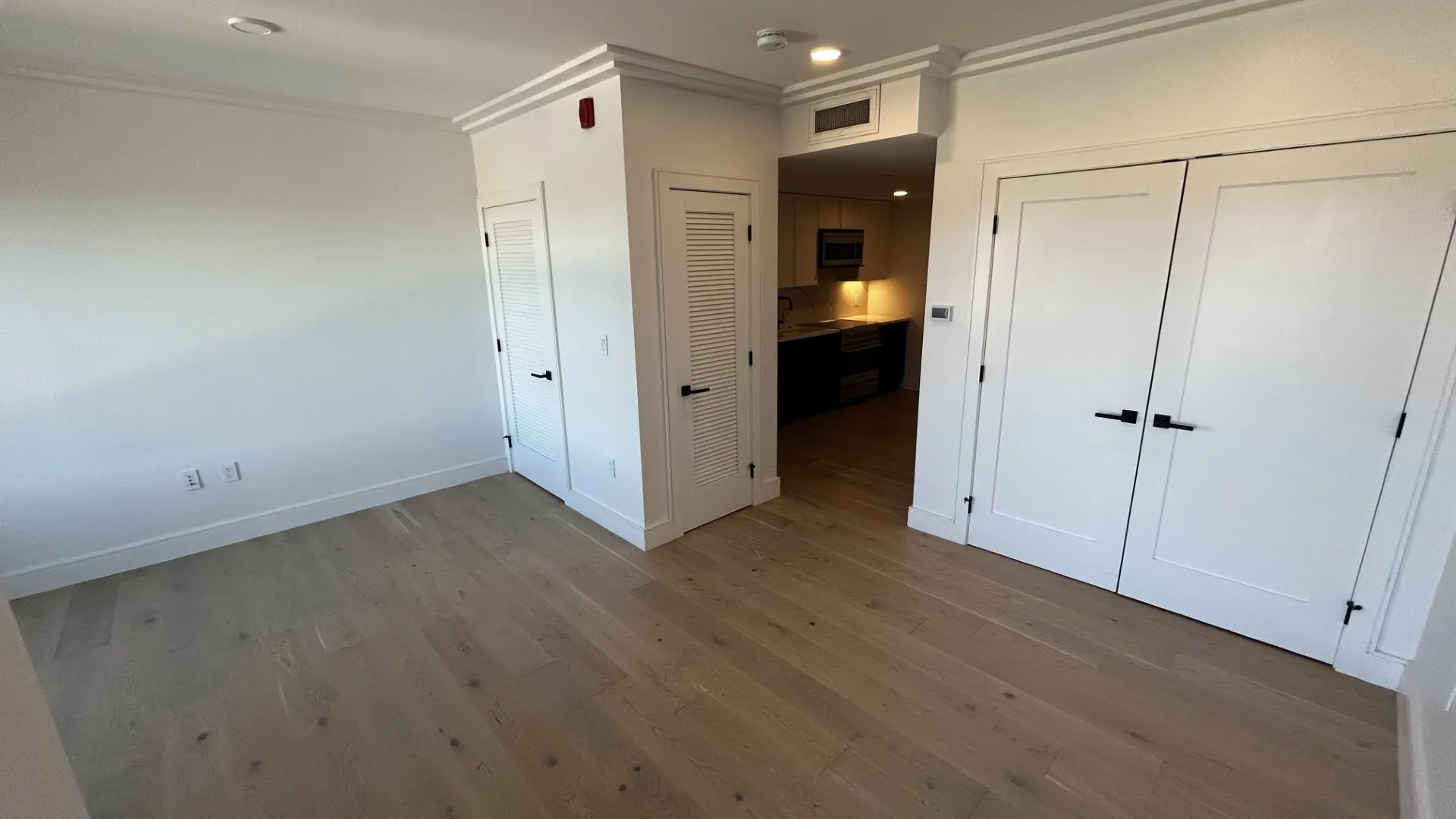 Studio bed, 1 bath apartment for rent at 50 Leo M Birmingham Pkwy Unit 4M, Brighton — photo 6 of 15