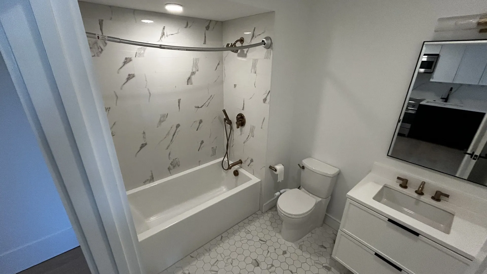 Studio bed, 1 bath apartment for rent at 50 Leo M Birmingham Pkwy Unit 4M, Brighton — photo 3 of 15