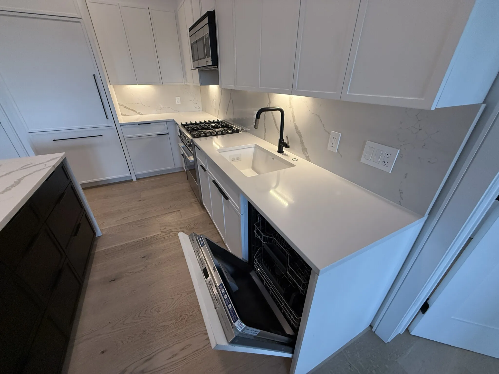 2 bed, 2 bath apartment for rent at 50 Leo M Birmingham Pkwa Unit 603, Brighton — photo 7 of 32