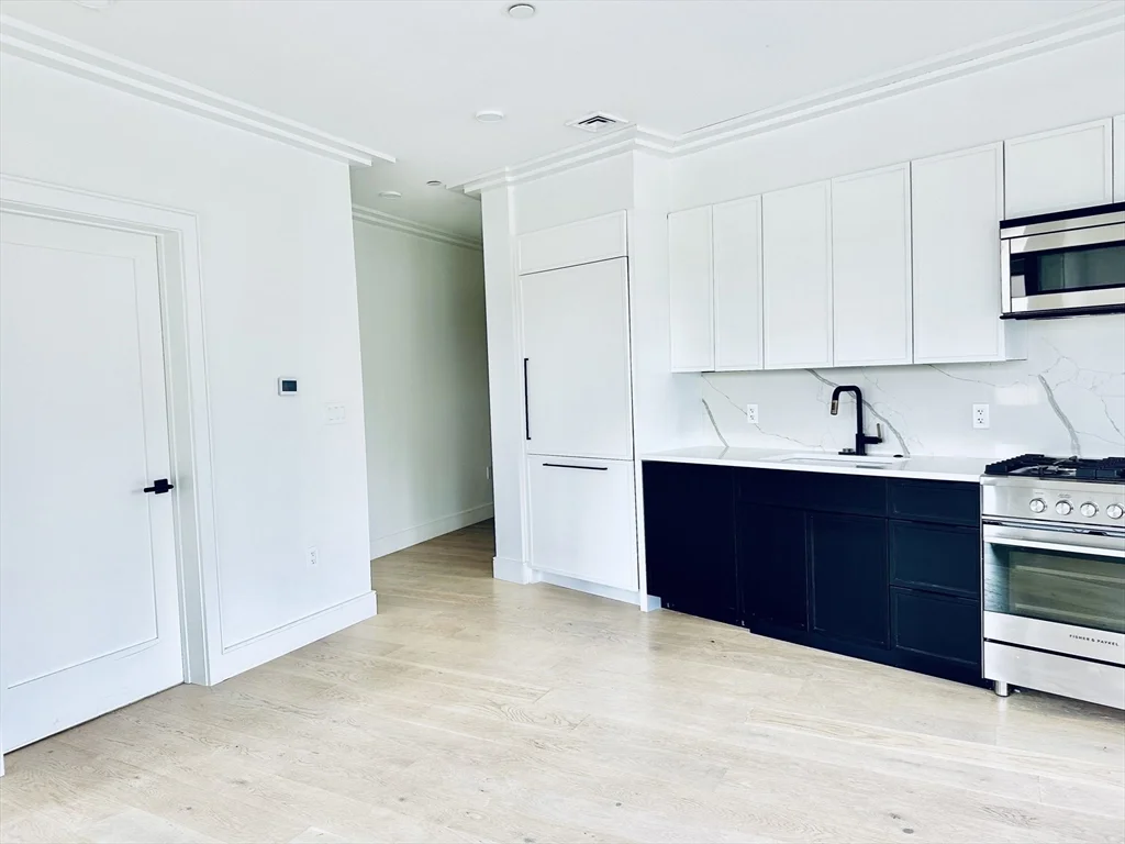 1 bed, 1 bath apartment for rent at 50 Leo M Birmingham Pkwy Unit 201, Brighton — photo 6 of 28