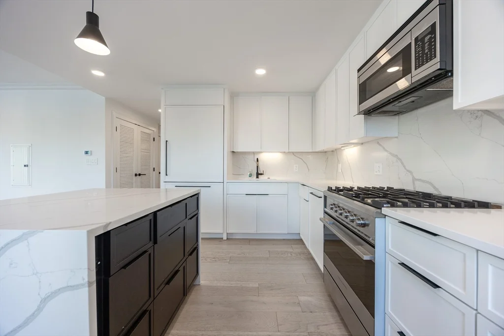1 bed, 1 bath apartment for rent at 50 Leo M Birmingham Pkwy Unit 209, Brighton — photo 5 of 25