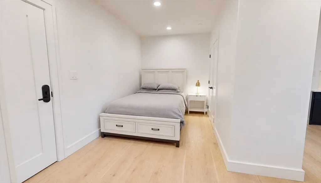 1 bed, 1 bath apartment for rent at 50 Leo M Birmingham Pkwy Unit 608, Brighton — photo 3 of 13