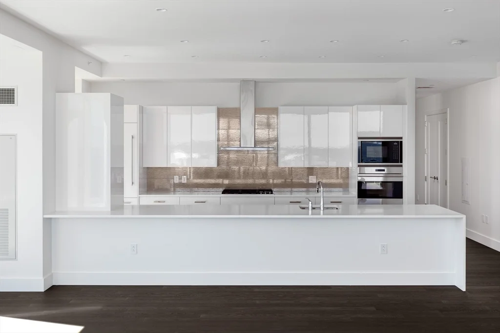 2 bed, 2 bath apartment for rent at 50 Liberty Dr Unit 12F, South Boston — photo 11 of 32