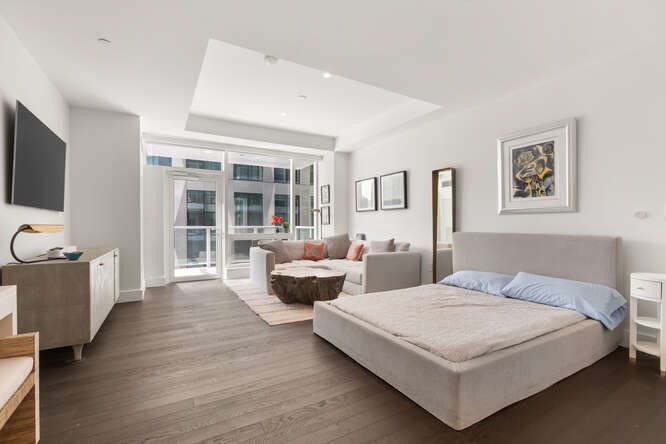 Studio bed, 1 bath apartment for rent at 50 Liberty Dr Unit 4S, Seaport District