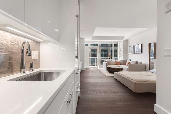 Studio bed, 1 bath apartment for rent at 50 Liberty Dr Unit 4S, Seaport District — photo 10 of 35
