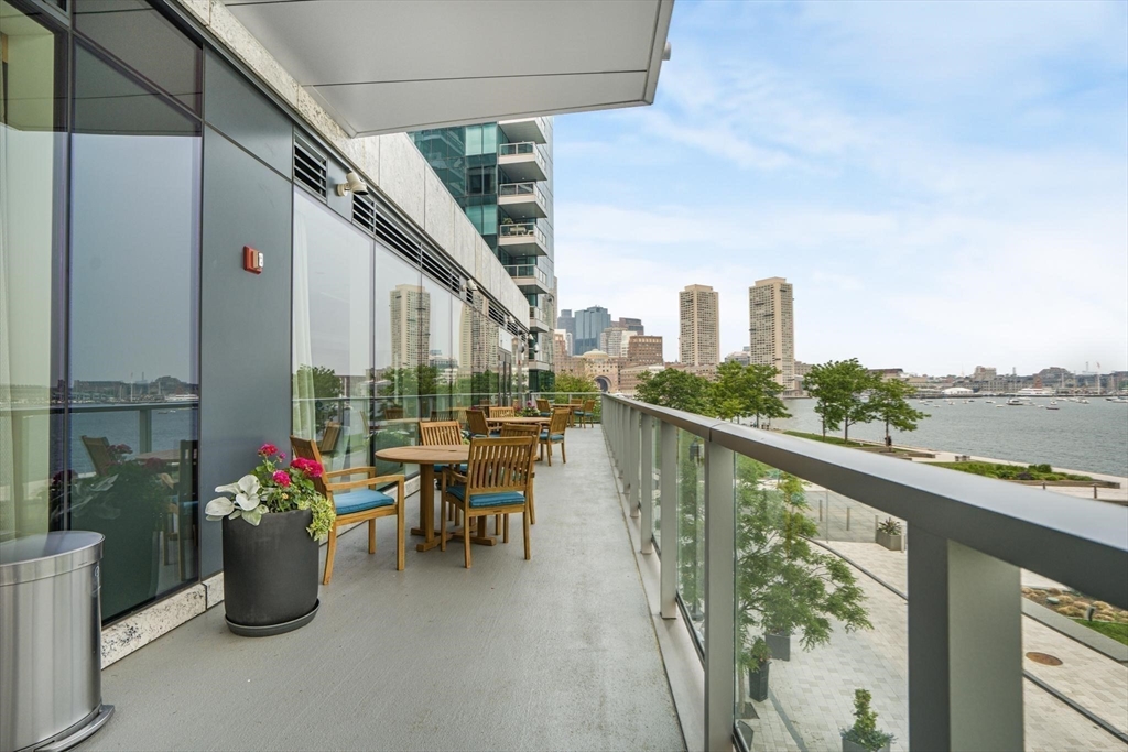 Studio bed, 1 bath apartment for rent at 50 Liberty Dr Unit 4S, Seaport District — photo 23 of 35