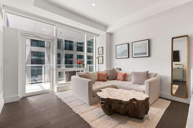 Studio bed, 1 bath apartment for rent at 50 Liberty Dr Unit 4S, Seaport District — photo 3 of 35