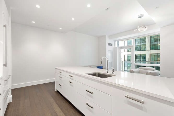 1 bed, 1 bath apartment for rent at 50 Liberty Dr Unit 9H, Seaport District — photo 10 of 30