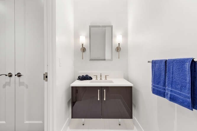 1 bed, 1 bath apartment for rent at 50 Liberty Dr Unit 9H, Seaport District — photo 18 of 30