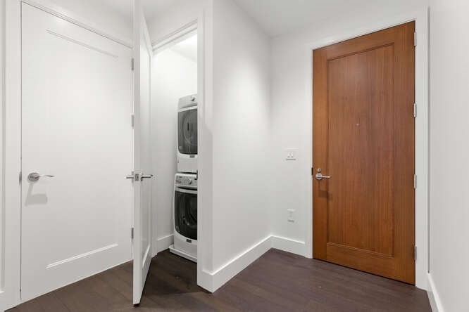 1 bed, 1 bath apartment for rent at 50 Liberty Dr Unit 9H, Seaport District — photo 17 of 30