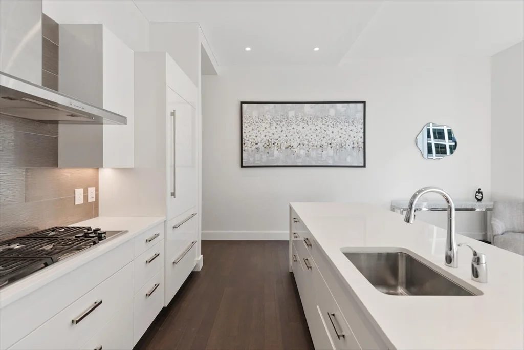 1 bed, 1 bath apartment for rent at 50 Liberty Dr Unit PH1H, Seaport District — photo 8 of 40