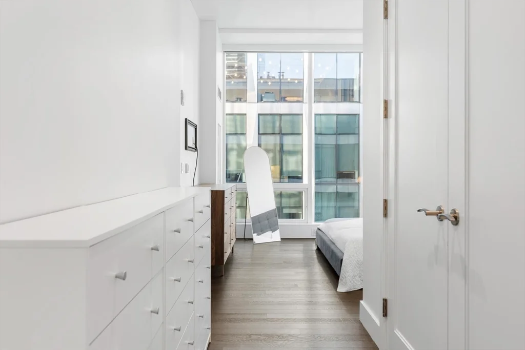 1 bed, 1 bath apartment for rent at 50 Liberty Dr Unit PH1H, Seaport District — photo 21 of 40