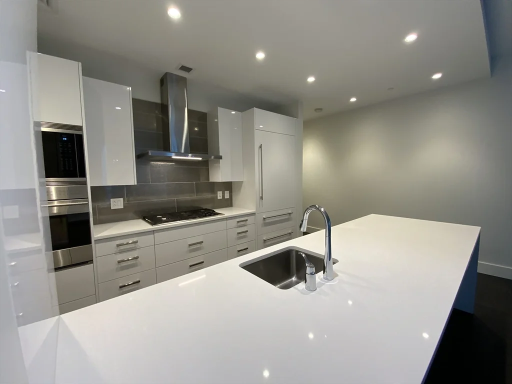 1 bed, 1 bath apartment for rent at 50 Liberty Unit 6H, South Boston — photo 15 of 30